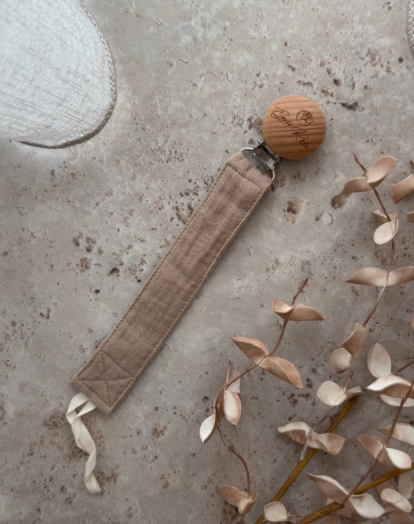 🎁 Cotton & Beech Dummy Clip (100% off)