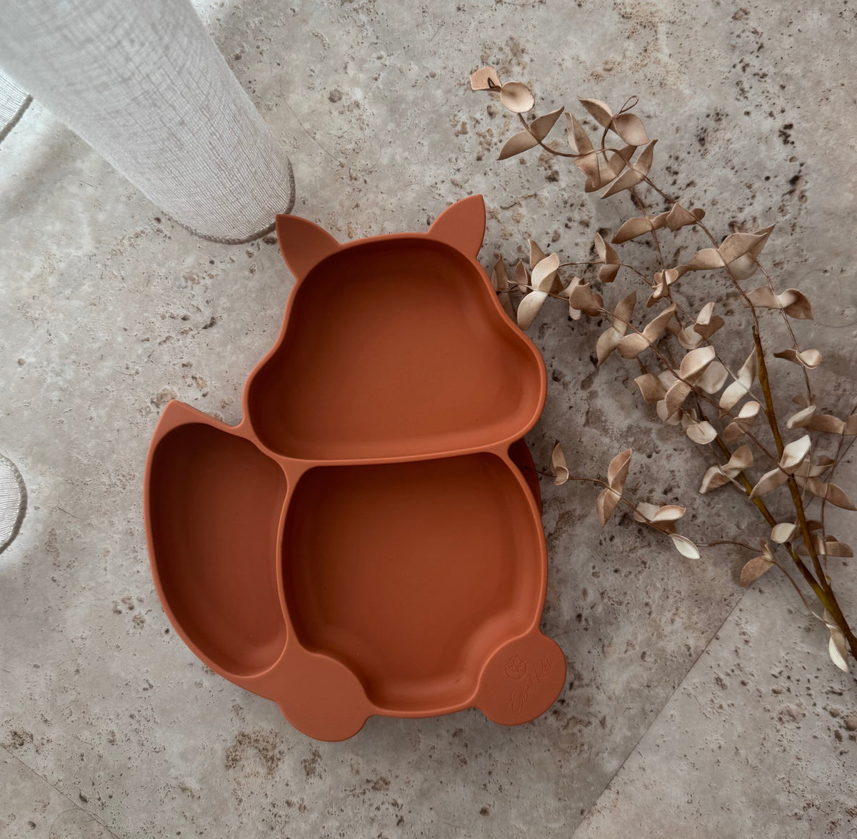 🎁 Silicone Sectioned Fox Plate (100% off)
